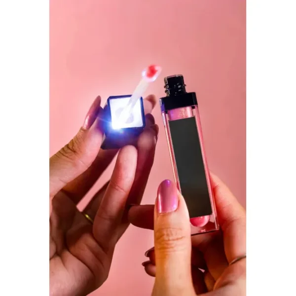 Lápiz labial con Luz Alice Academy - Image 3